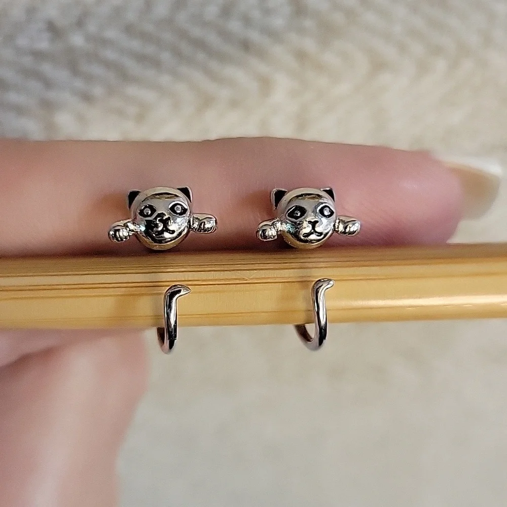 CAT HUGGIE HOOP EARRINGS